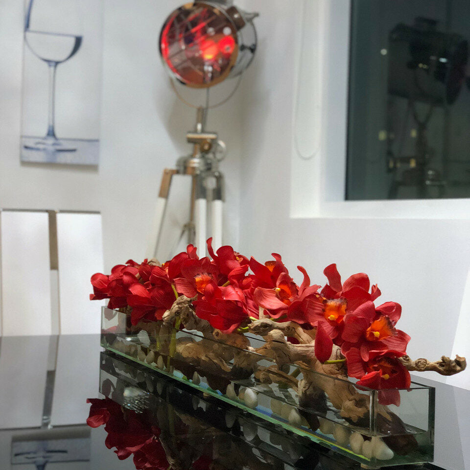 Premium Moderner Glaspflanztopf „Modern Home“ 122 cm mit roten Cymbidien