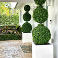 Premium Dreifachkugel-Topiary mit großem Fiberglas-Topf