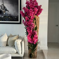 Premium Große Teakholzvase mit natürlichen Kanten und rosa Vanda-Orchideen